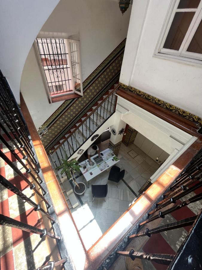 Hostal Atenas Sevilla Exteriör bild