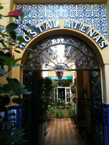 Hostal Atenas Sevilla Exteriör bild