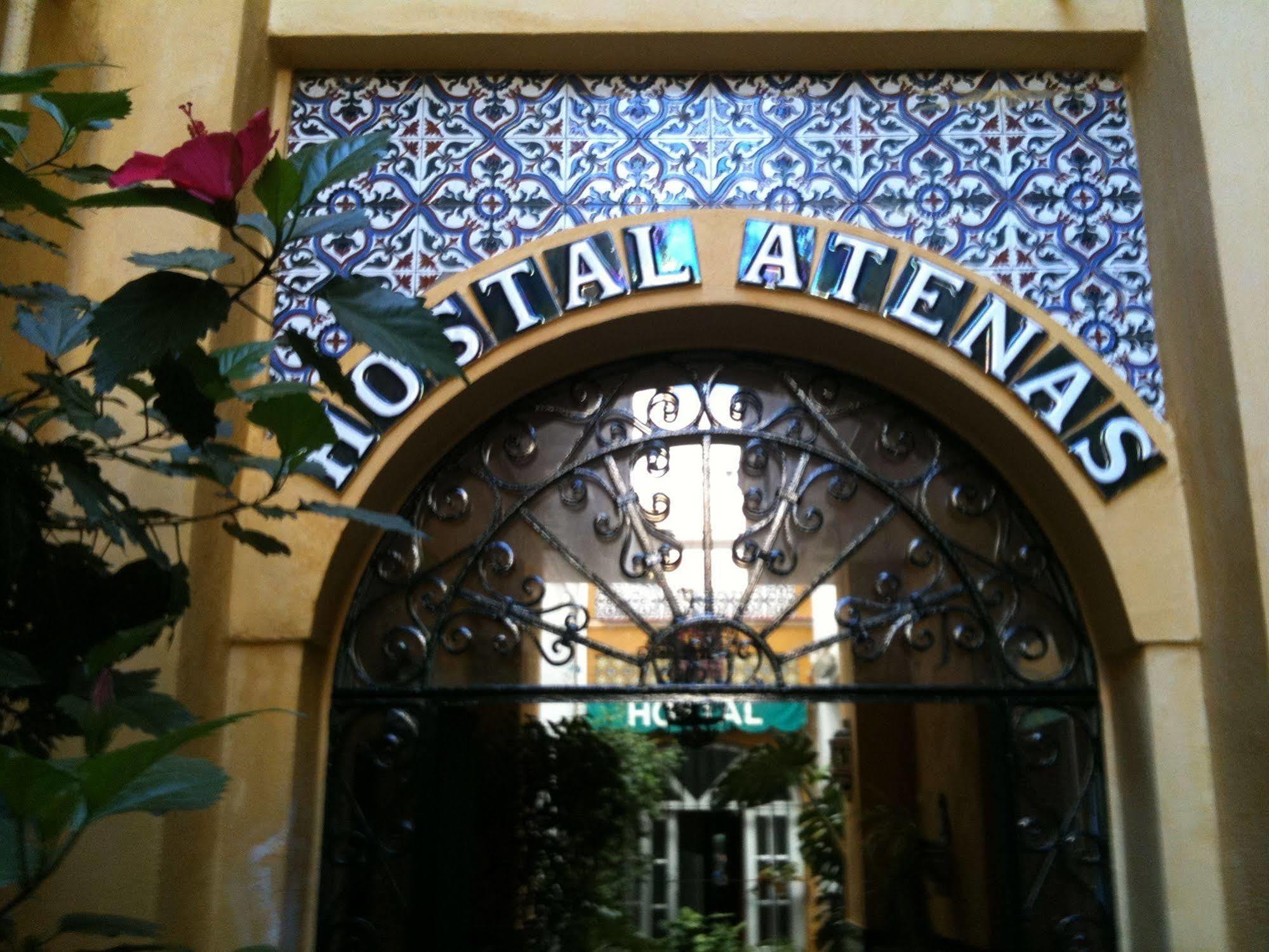 Hostal Atenas Sevilla Exteriör bild