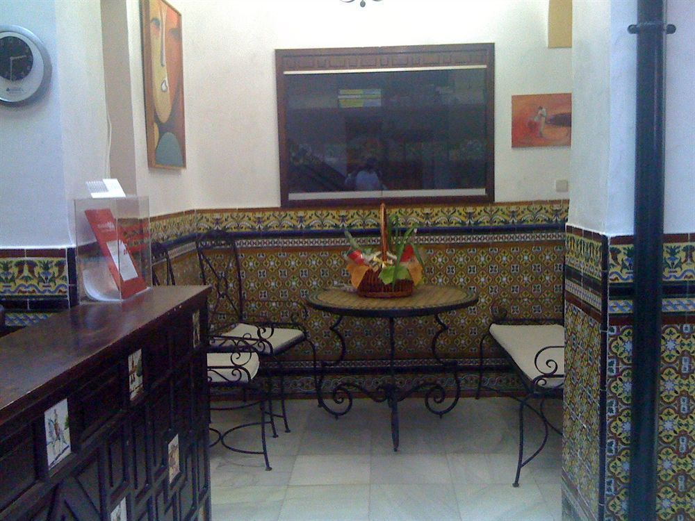 Hostal Atenas Sevilla Exteriör bild